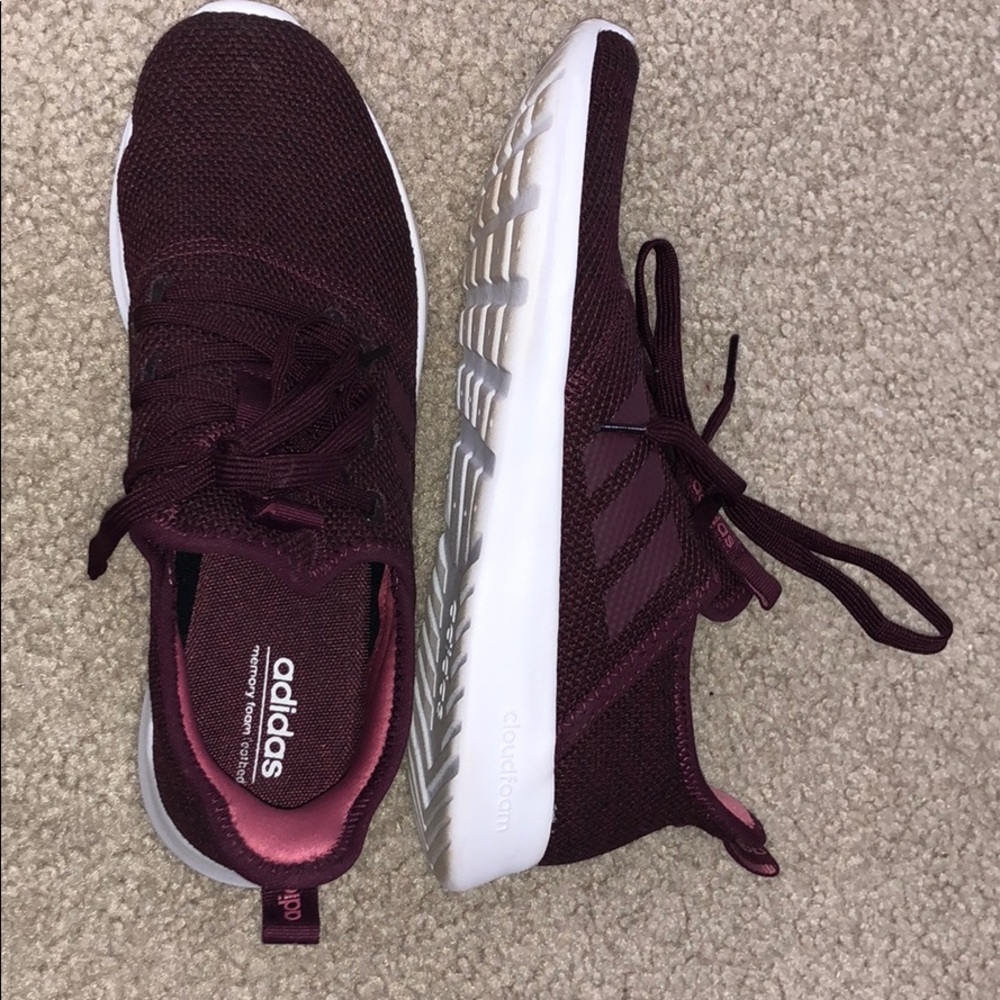 Adidas shoes. LIKE NEW!